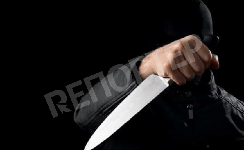 Криворожанин напал с ножом на женщину