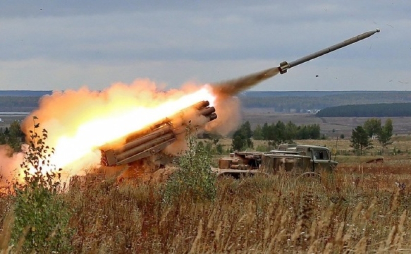 Зеленодольска громада знову у вогні: армія РФ вдарила по Великій Костромці