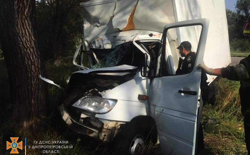 У Криворізькому районі зіткнулися дві вантажівки: є постраждалі