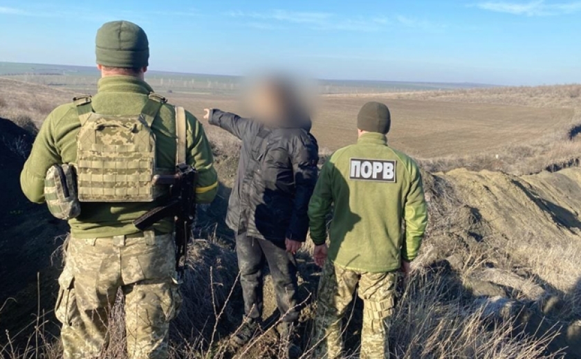 За 6 тис. доларів: Прикордонники затримали 20-річного ухилянта з Кривого Рога біля кордону з Молдовою