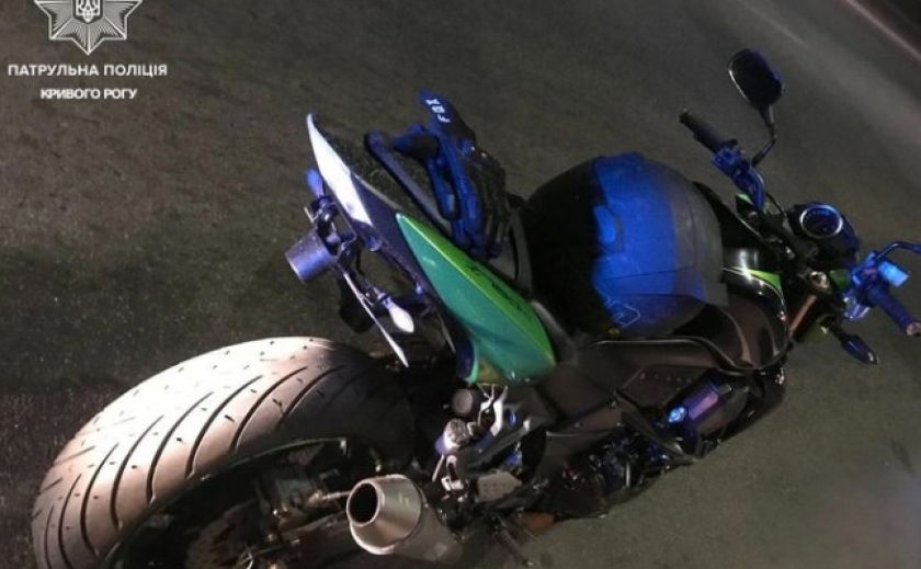 Не надав перевагу пішоходам: патрульні Кривого Рогу виявили мотоцикл, який перебував у розшуку