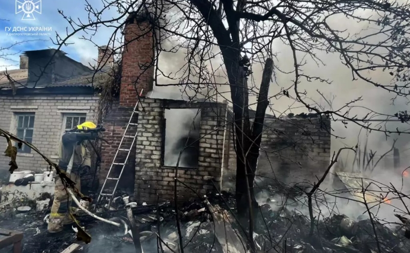 У Кривому Розі в неділю спалахнув приватний будинок