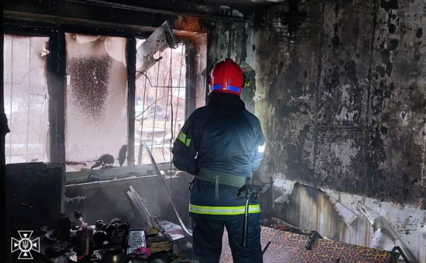 У Кривому Розі під час пожежі загинула жінка, ще 5 людей постраждали, із них 2 дитини
