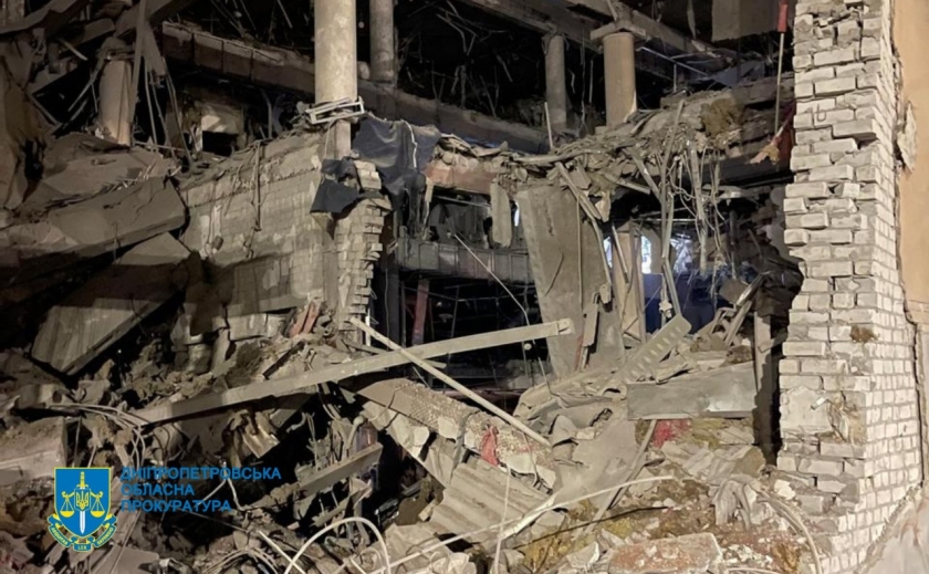 У Кривому Розі дві людини загинули і п'ятеро постраждали внаслідок нічної ракетної атаки