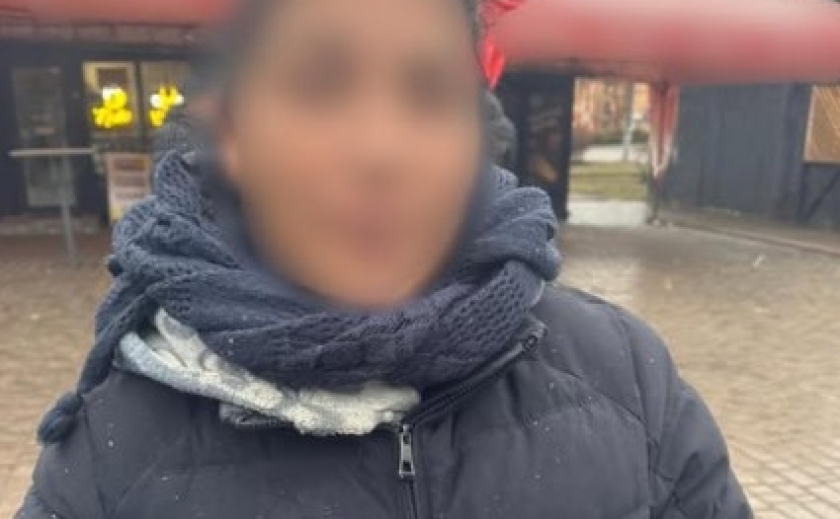 У Кривому Розі затримали жінку, яка пограбувала чоловіка