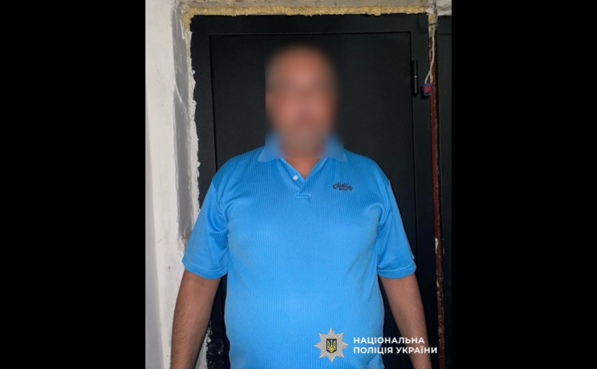 У Кривому Розі чоловік поранив сусідку ножем — йому повідомлено про підозру