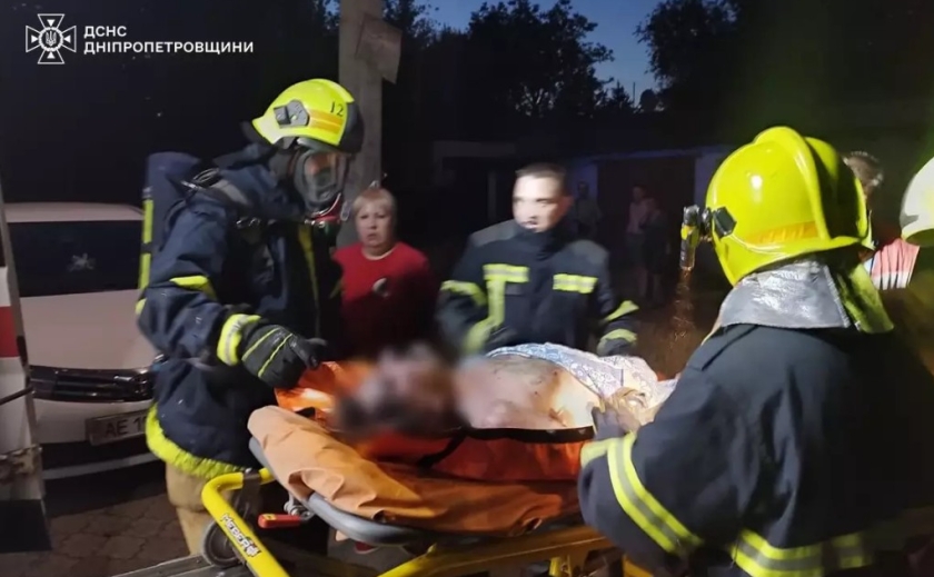 У Кривому Розі під час пожежі вогнеборці врятували чоловіка