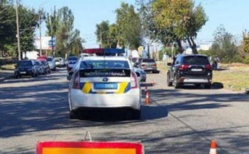 У Кривому Розі автомобіль збив мотоцикліста
