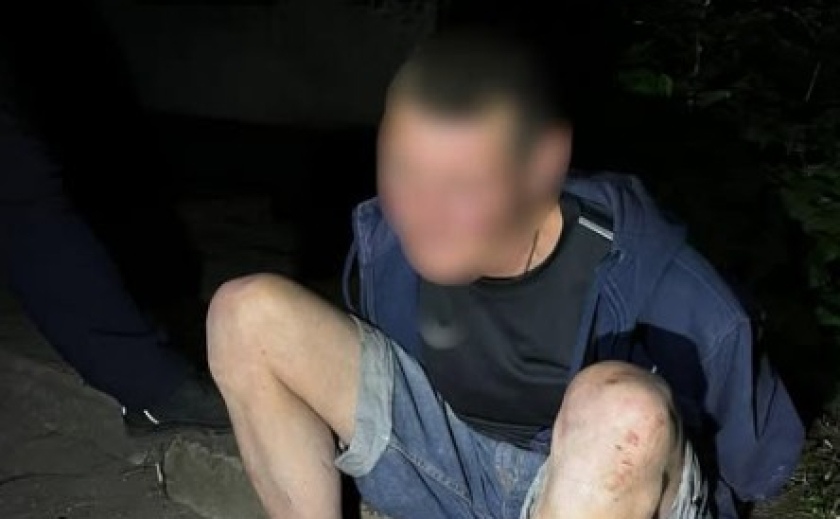 Вдарив ножем знайомого: у Кривому Розі патрульні затримали ймовірного вбивцю
