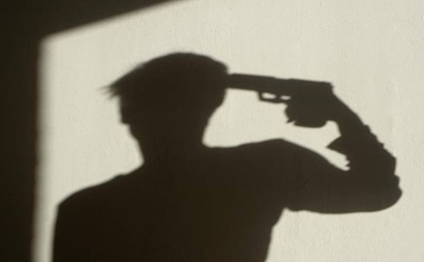 У Кривому Розі підліток вистрілив собі в голову, граючись пістолетом