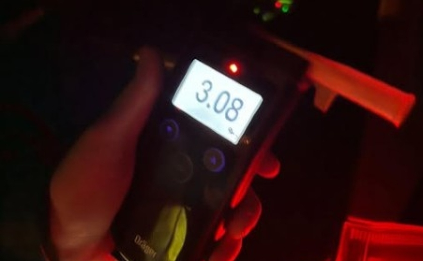 У Кривому Розі зупинили водія ВАЗ у стані сп’яніння
