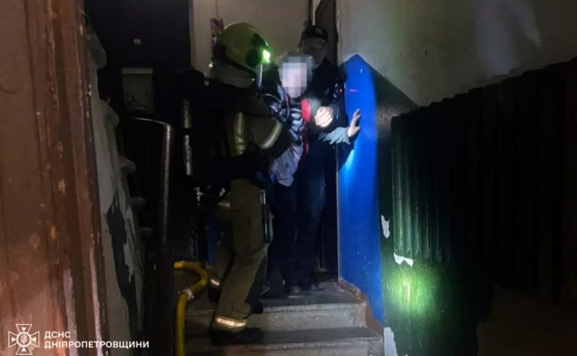 У Кривому Розі на пожежі врятували жінку, ще одна загинула
