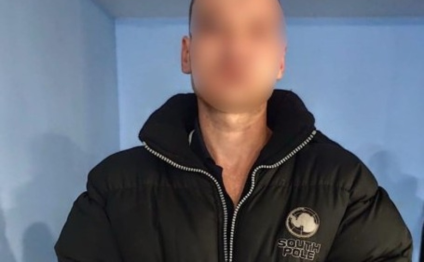 Поліція Кривого Рогу затримала підозрюваного у пограбуванні дитини