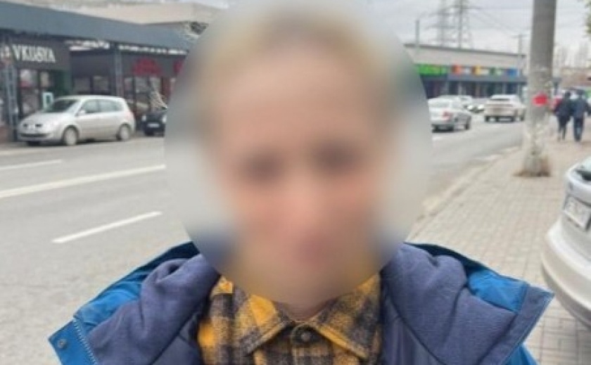 Крадіжка з торговельного центру: слідчі Дніпра повідомили про підозру зловмисниці