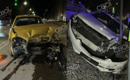 У Кривому Розі водійка Honda зіткнулася з Daewoo та в’їхала у зупинку: постраждав пішохід