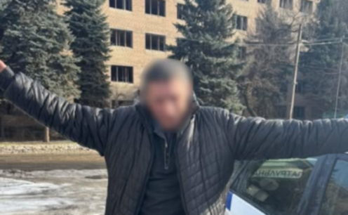 У Кривому Розі чоловік погрожував вбити сусідів, але отримав штраф за хибний виклик