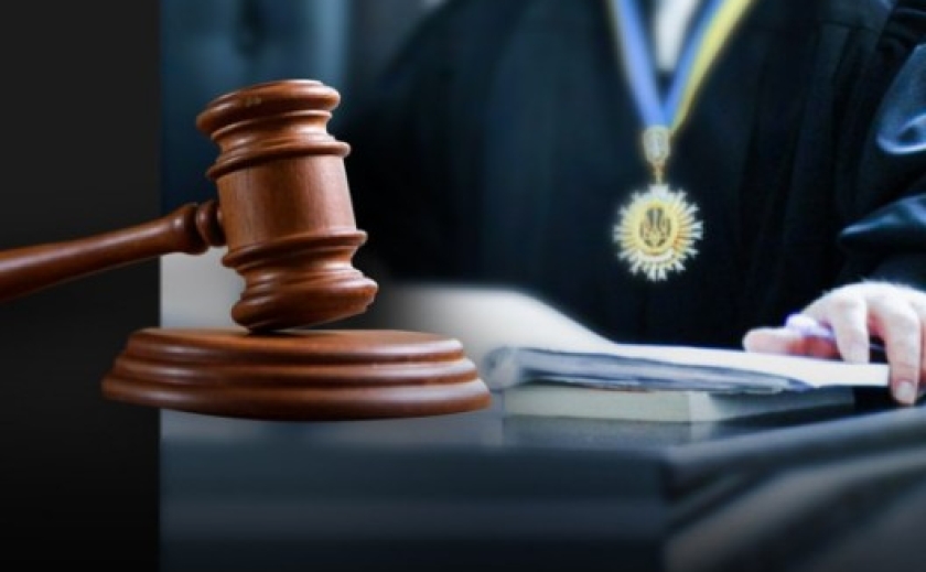 3 млн грн збитків під час закупівлі електроенергії: підозрюється колишній начальник відділу освіти виконкому райради Кривого Рогу