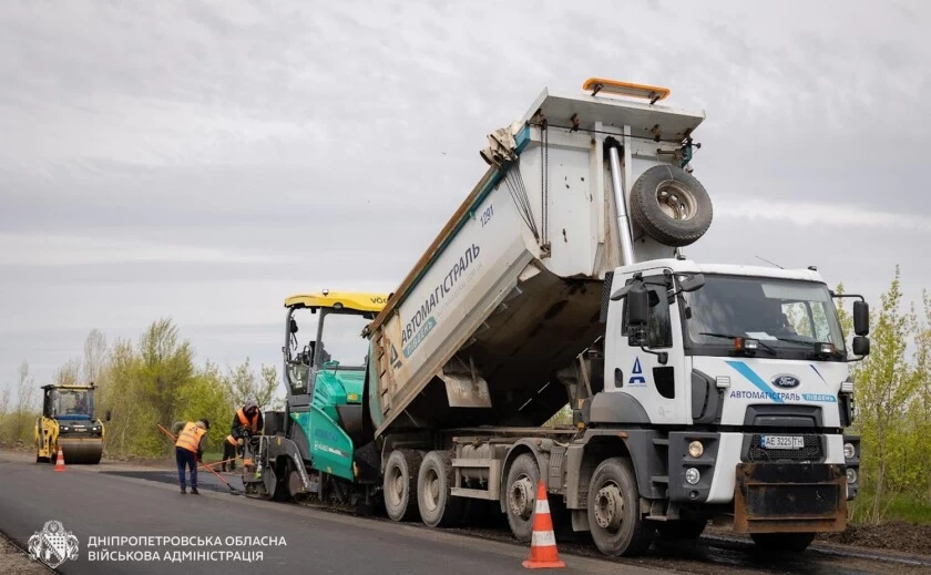 На семи дорогах Дніпропетровщини завершені ремонтні роботи