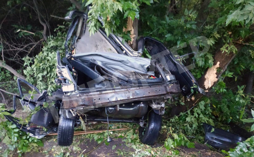 В криворожской автокатастрофе погибли водитель и пассажир
